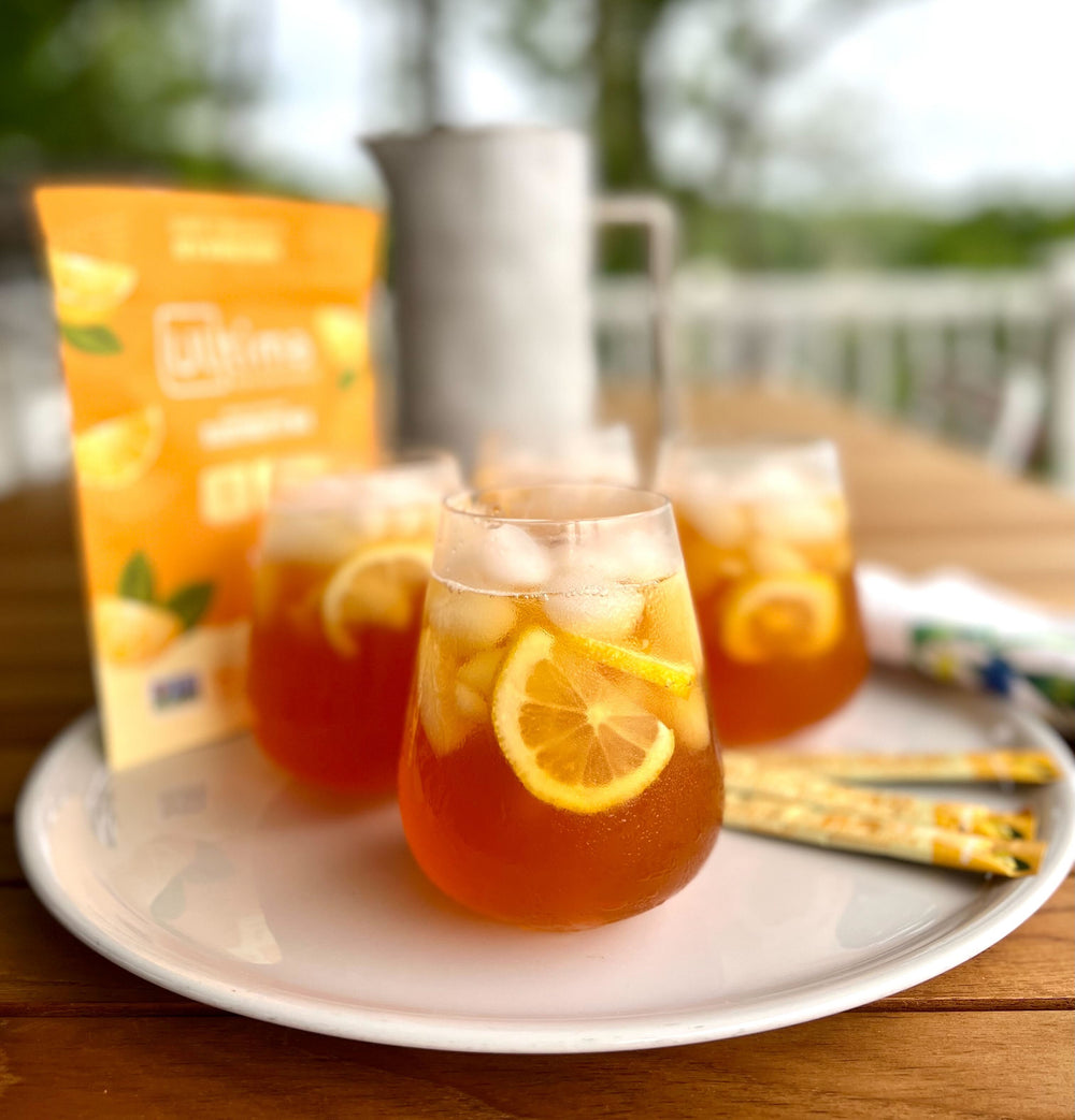 Sugar Free Arnold Palmer drink with fresh lemon